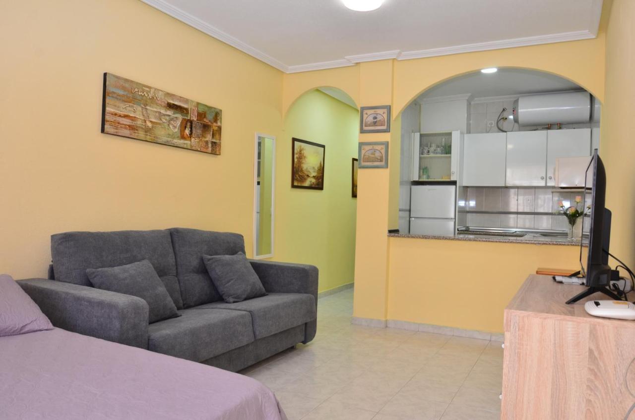 Appartement Apartamento Oslo à Torrevieja Extérieur photo