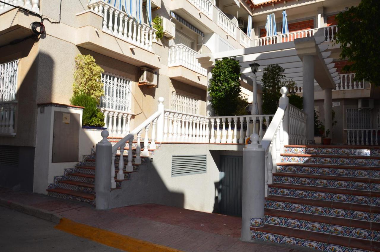 Appartement Apartamento Oslo à Torrevieja Extérieur photo